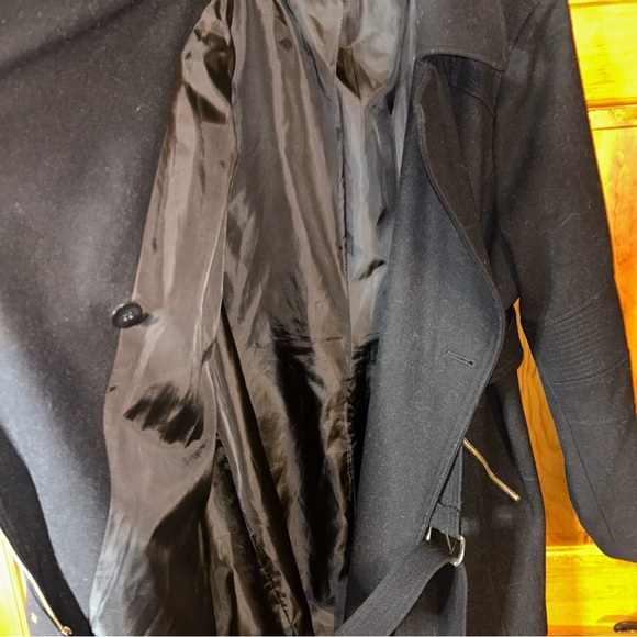 SOLD Michael Kors Black Wool Blend Asymmetric Zip Gold Zip/Pockets Sz 3X-EUC - Picture 7 of 8